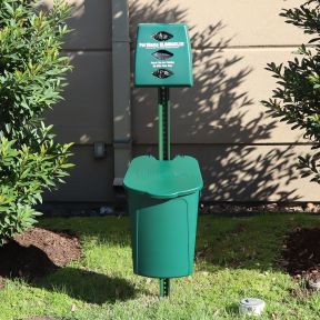 Low Profile Plastic Pet Waste Station